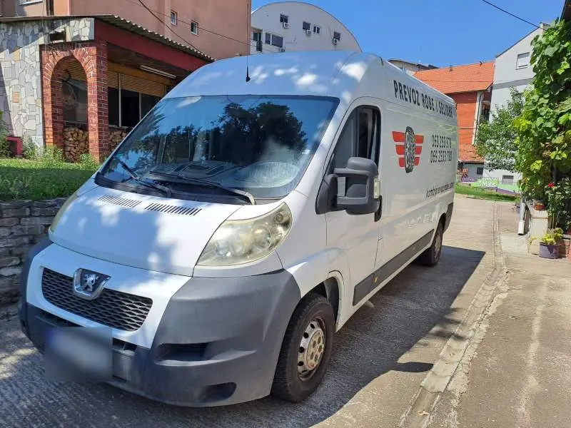 Prevoz Robe Kombijem Čukarica